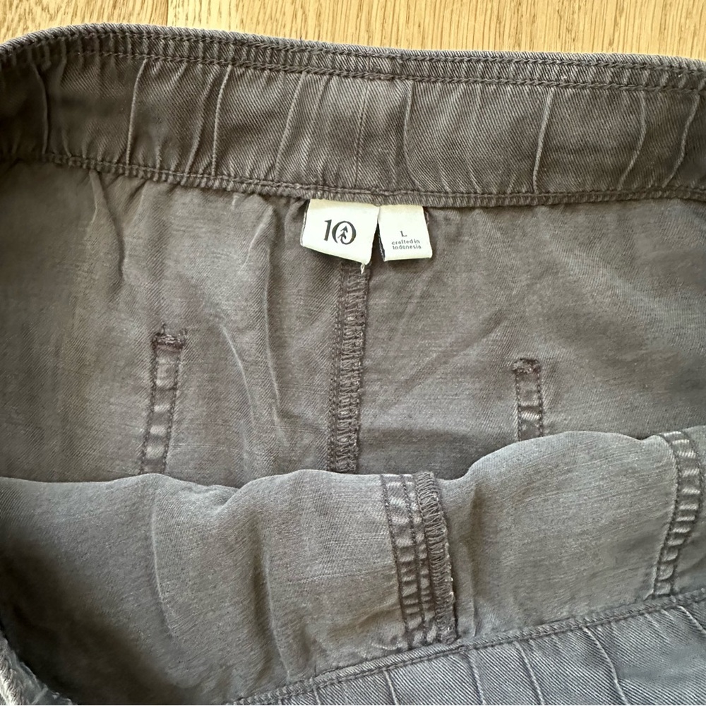 Tentree Instow shorts in Periscope Grey - Picture 8 of 9